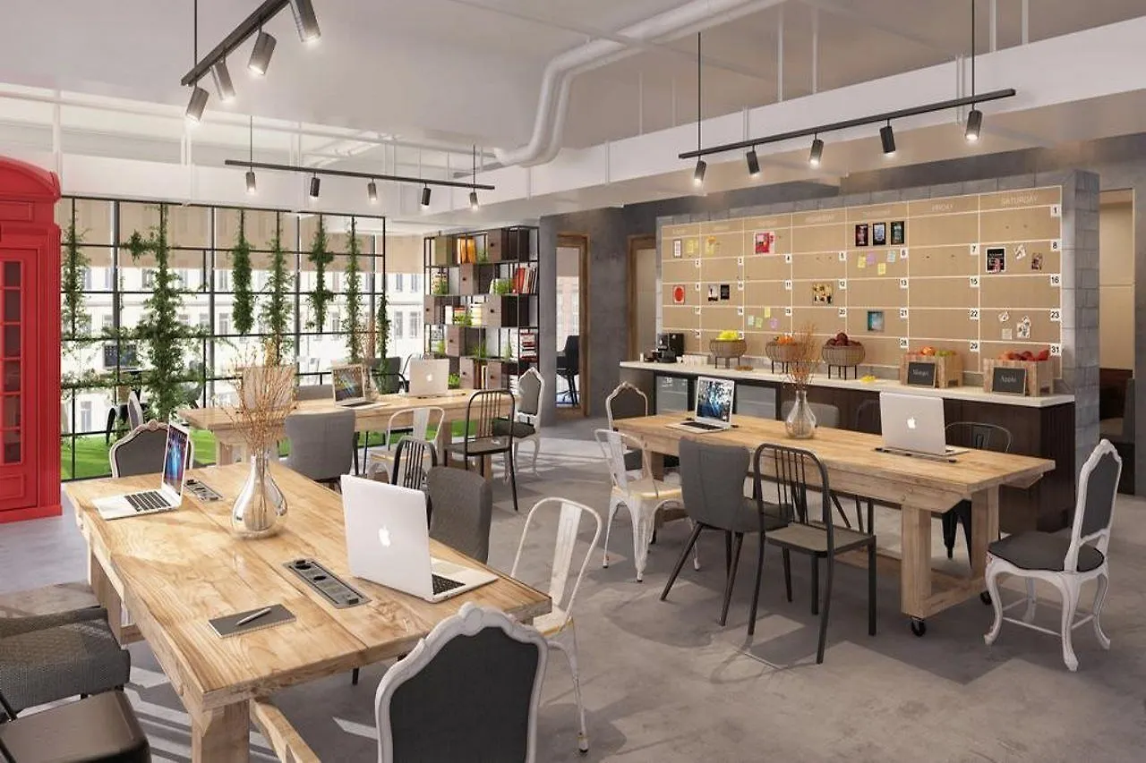 Tryp By Wyndham Dubai Hotel