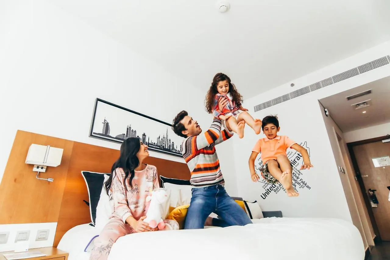 Tryp By Wyndham Dubai Hotel 4*,